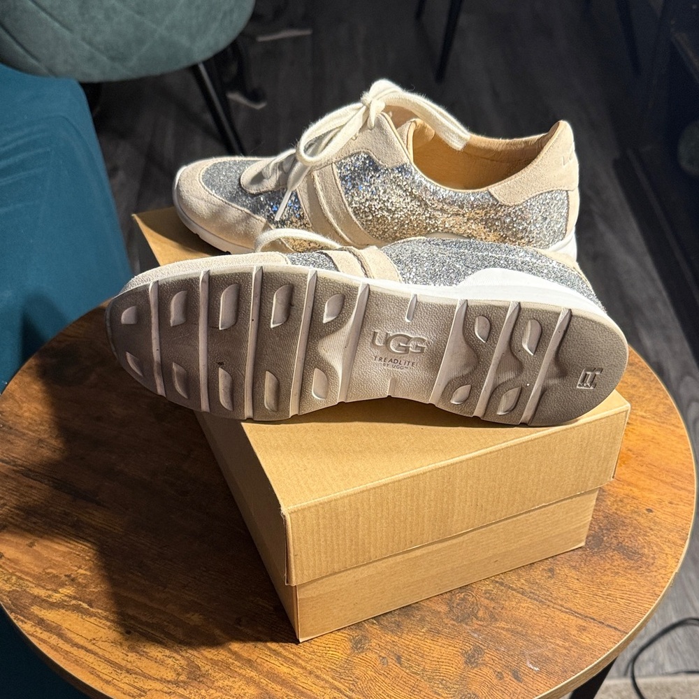 UGG Women's Sparkle Sneakers - Silver and Cream - Picture 5 of 7